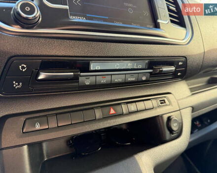 Черный Пежо Эксперт груз.-пасс., объемом двигателя 2 л и пробегом 208 тыс. км за 19700 $, фото 41 на Automoto.ua