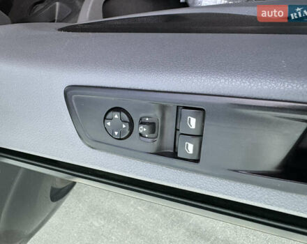 Черный Пежо Эксперт груз.-пасс., объемом двигателя 1.56 л и пробегом 226 тыс. км за 15600 $, фото 14 на Automoto.ua