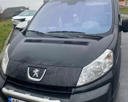 Черный Пежо Эксперт груз.-пасс., объемом двигателя 2 л и пробегом 284 тыс. км за 9300 $, фото 1 на Automoto.ua