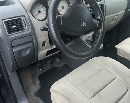Коричневий Пежо Експерт вант.-пас., об'ємом двигуна 2 л та пробігом 300 тис. км за 7222 $, фото 9 на Automoto.ua
