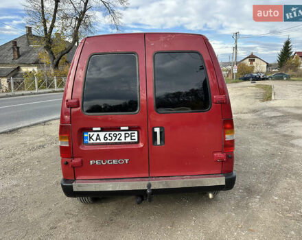 Красный Пежо Эксперт груз.-пасс., объемом двигателя 1.9 л и пробегом 149 тыс. км за 4150 $, фото 3 на Automoto.ua