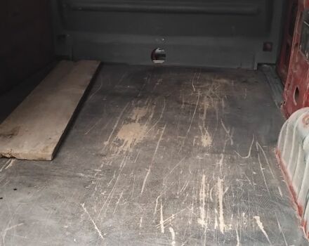 Пежо Эксперт груз.-пасс. 2005 в Тлумаче на Automoto.ua Красный Пежо Эксперт груз.-пасс., объемом двигателя 2 л и пробегом 400 тыс. км за 3250 $, фото 9 на Automoto.ua