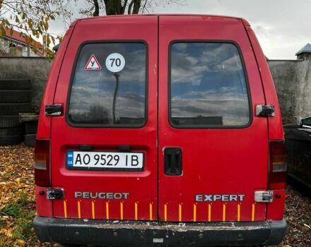 Червоний Пежо Експерт вант.-пас., об'ємом двигуна 1.9 л та пробігом 591 тис. км за 800 $, фото 1 на Automoto.ua