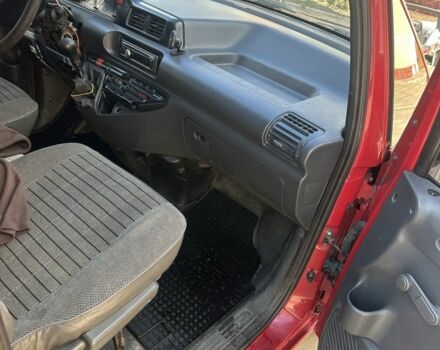 Красный Пежо Эксперт груз.-пасс., объемом двигателя 1.6 л и пробегом 312 тыс. км за 2150 $, фото 5 на Automoto.ua