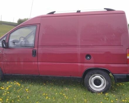 Красный Пежо Эксперт груз.-пасс., объемом двигателя 0 л и пробегом 280 тыс. км за 2450 $, фото 1 на Automoto.ua