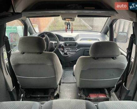 Червоний Пежо Експерт вант.-пас., об'ємом двигуна 1.91 л та пробігом 400 тис. км за 2000 $, фото 4 на Automoto.ua