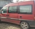 Красный Пежо Эксперт груз.-пасс., объемом двигателя 1.9 л и пробегом 325 тыс. км за 3050 $, фото 2 на Automoto.ua