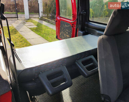 Червоний Пежо Експерт вант.-пас., об'ємом двигуна 2 л та пробігом 274 тис. км за 5500 $, фото 18 на Automoto.ua