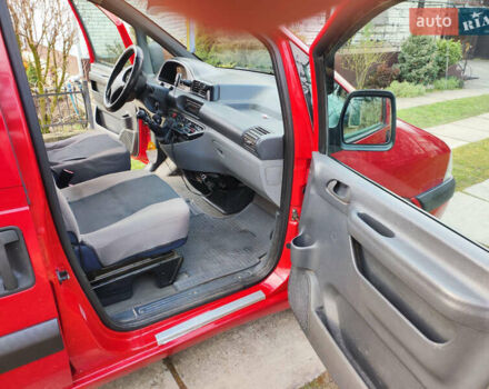 Червоний Пежо Експерт вант.-пас., об'ємом двигуна 2 л та пробігом 274 тис. км за 5500 $, фото 12 на Automoto.ua