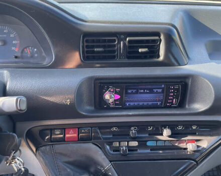 Красный Пежо Эксперт груз.-пасс., объемом двигателя 2 л и пробегом 320 тыс. км за 4550 $, фото 13 на Automoto.ua