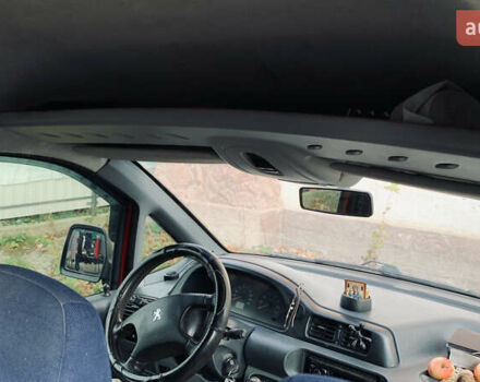 Красный Пежо Эксперт груз.-пасс., объемом двигателя 2 л и пробегом 580 тыс. км за 5100 $, фото 18 на Automoto.ua