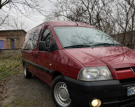 Красный Пежо Эксперт груз.-пасс., объемом двигателя 2 л и пробегом 340 тыс. км за 4200 $, фото 1 на Automoto.ua