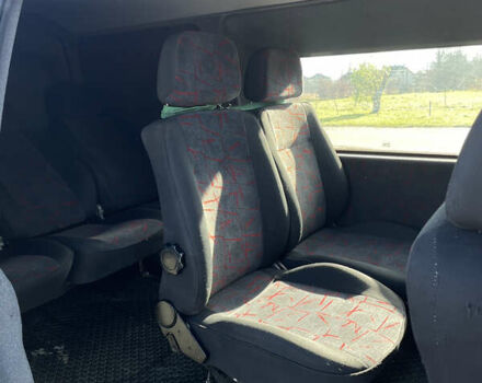 Красный Пежо Эксперт груз.-пасс., объемом двигателя 2 л и пробегом 320 тыс. км за 4550 $, фото 7 на Automoto.ua