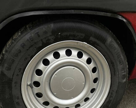 Красный Пежо Эксперт груз.-пасс., объемом двигателя 2 л и пробегом 340 тыс. км за 4200 $, фото 10 на Automoto.ua