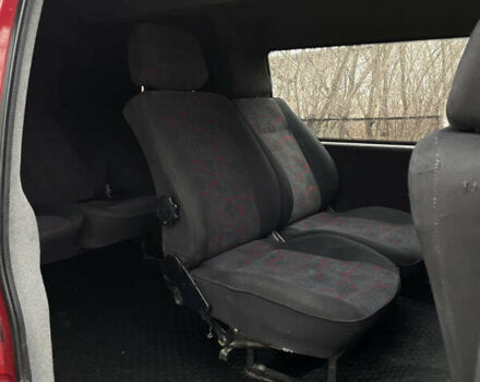 Красный Пежо Эксперт груз.-пасс., объемом двигателя 2 л и пробегом 340 тыс. км за 4200 $, фото 11 на Automoto.ua