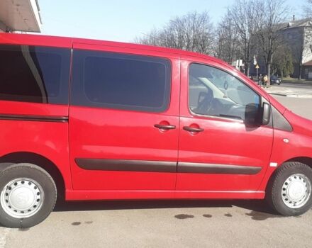 Красный Пежо Эксперт груз.-пасс., объемом двигателя 1.6 л и пробегом 335 тыс. км за 7200 $, фото 3 на Automoto.ua
