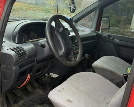 Красный Пежо Эксперт груз.-пасс., объемом двигателя 1.91 л и пробегом 388 тыс. км за 1500 $, фото 1 на Automoto.ua