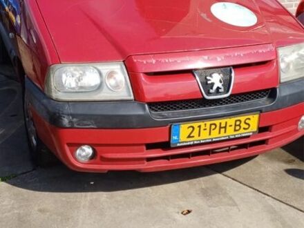 Пежо Експерт вант.-пас. 2005 у Рівному на Automoto.ua Червоний Пежо Експерт вант.-пас., об'ємом двигуна 2 л та пробігом 280 тис. км за 2943 $, фото 1 на Automoto.ua