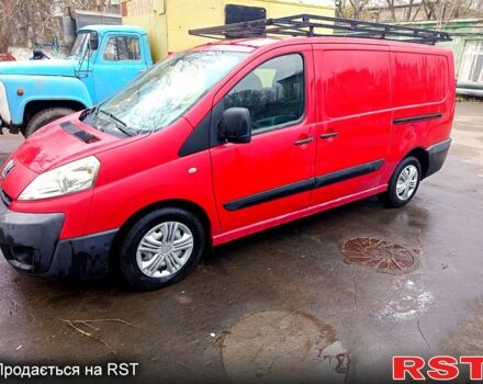 Красный Пежо Эксперт груз.-пасс., объемом двигателя 2 л и пробегом 370 тыс. км за 4600 $, фото 1 на Automoto.ua