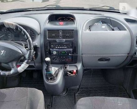 Пежо Эксперт груз.-пасс., объемом двигателя 1.6 л и пробегом 520 тыс. км за 5999 $, фото 17 на Automoto.ua