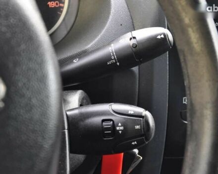 Пежо Эксперт груз.-пасс., объемом двигателя 2 л и пробегом 240 тыс. км за 8999 $, фото 28 на Automoto.ua