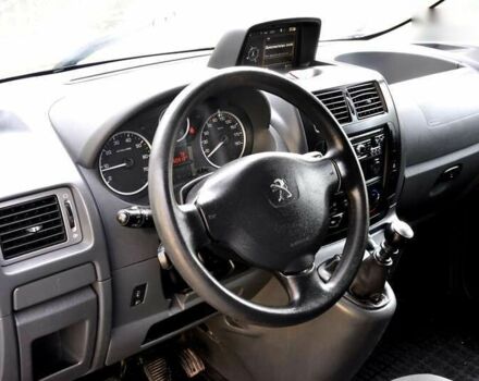 Пежо Эксперт груз.-пасс., объемом двигателя 2 л и пробегом 240 тыс. км за 8999 $, фото 16 на Automoto.ua