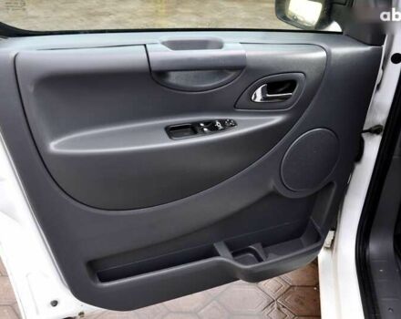 Пежо Эксперт груз.-пасс., объемом двигателя 2 л и пробегом 240 тыс. км за 8999 $, фото 14 на Automoto.ua