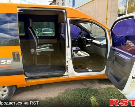 Пежо Эксперт груз.-пасс., объемом двигателя 2 л и пробегом 293 тыс. км за 5000 $, фото 3 на Automoto.ua