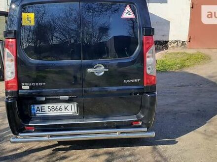 Пежо Эксперт груз.-пасс. 2016 в Кривом Роге на Automoto.ua Пежо Эксперт груз.-пасс., объемом двигателя 1.6 л и пробегом 210 тыс. км за 13500 $, фото 1 на Automoto.ua