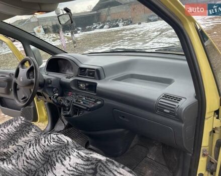 Желтый Пежо Эксперт груз.-пасс., объемом двигателя 1.9 л и пробегом 244 тыс. км за 3899 $, фото 27 на Automoto.ua
