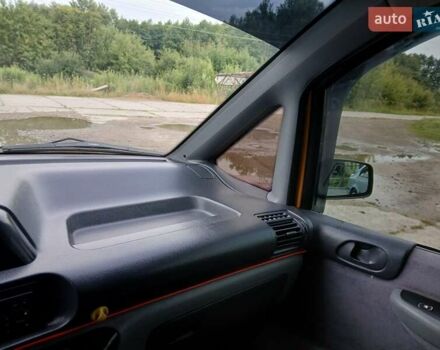 Жовтий Пежо Експерт вант.-пас., об'ємом двигуна 2 л та пробігом 420 тис. км за 5500 $, фото 18 на Automoto.ua