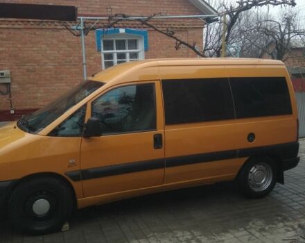 Пежо Эксперт груз.-пасс. 2006 в Виннице на Automoto.ua Желтый Пежо Эксперт груз.-пасс., объемом двигателя 1.9 л и пробегом 270 тыс. км за 4200 $, фото 6 на Automoto.ua