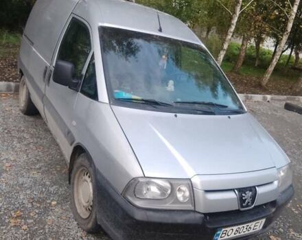 Серый Пежо Эксперт груз.-пасс., объемом двигателя 2 л и пробегом 295 тыс. км за 2800 $, фото 4 на Automoto.ua