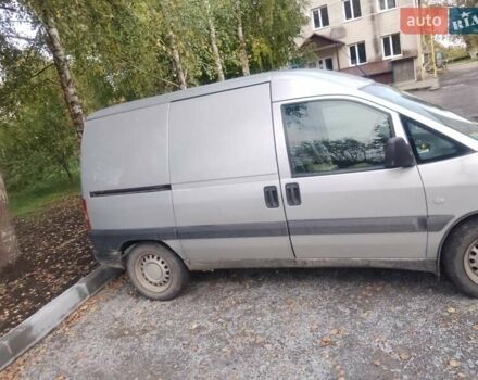Серый Пежо Эксперт груз.-пасс., объемом двигателя 2 л и пробегом 295 тыс. км за 2800 $, фото 1 на Automoto.ua
