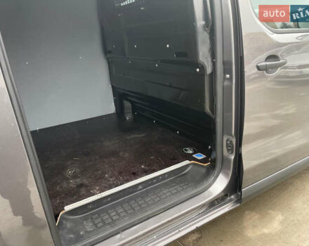 Серый Пежо Эксперт груз.-пасс., объемом двигателя 2 л и пробегом 53 тыс. км за 16700 $, фото 21 на Automoto.ua