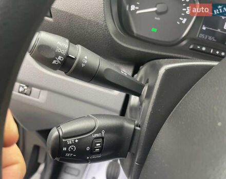 Серый Пежо Эксперт груз.-пасс., объемом двигателя 2 л и пробегом 53 тыс. км за 16700 $, фото 28 на Automoto.ua