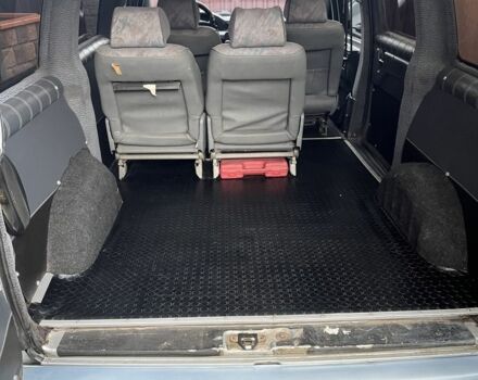 Серый Пежо Эксперт груз.-пасс., объемом двигателя 2 л и пробегом 444 тыс. км за 4000 $, фото 7 на Automoto.ua