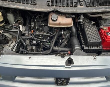 Серый Пежо Эксперт груз.-пасс., объемом двигателя 2 л и пробегом 444 тыс. км за 4000 $, фото 6 на Automoto.ua