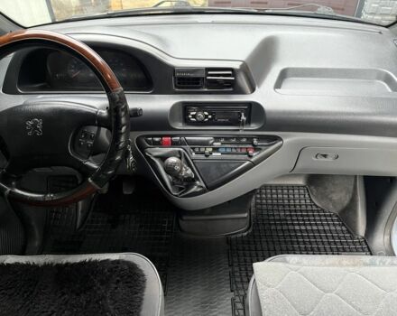 Серый Пежо Эксперт груз.-пасс., объемом двигателя 2 л и пробегом 444 тыс. км за 4000 $, фото 5 на Automoto.ua