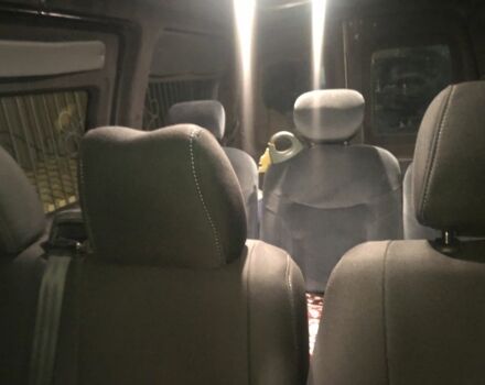 Серый Пежо Эксперт груз.-пасс., объемом двигателя 2 л и пробегом 350 тыс. км за 5000 $, фото 10 на Automoto.ua