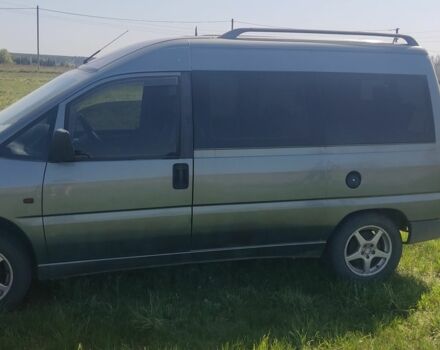 Серый Пежо Эксперт груз.-пасс., объемом двигателя 1.9 л и пробегом 314 тыс. км за 3800 $, фото 1 на Automoto.ua