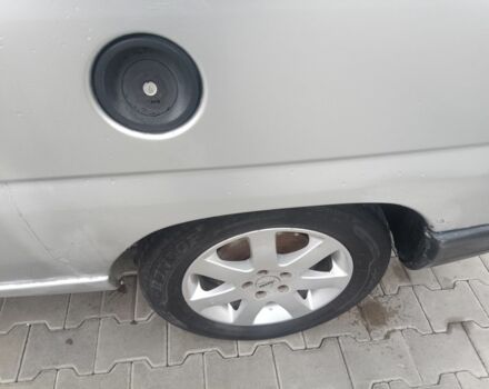 Серый Пежо Эксперт груз.-пасс., объемом двигателя 2 л и пробегом 445 тыс. км за 3650 $, фото 2 на Automoto.ua