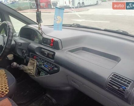 Сірий Пежо Експерт вант.-пас., об'ємом двигуна 2 л та пробігом 445 тис. км за 3450 $, фото 8 на Automoto.ua