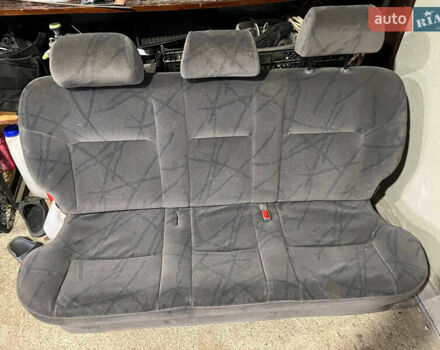 Серый Пежо Эксперт груз.-пасс., объемом двигателя 2 л и пробегом 444 тыс. км за 4200 $, фото 12 на Automoto.ua