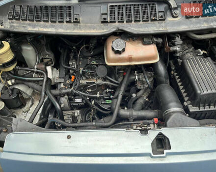 Серый Пежо Эксперт груз.-пасс., объемом двигателя 2 л и пробегом 444 тыс. км за 4200 $, фото 13 на Automoto.ua