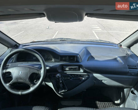 Серый Пежо Эксперт груз.-пасс., объемом двигателя 2 л и пробегом 440 тыс. км за 4000 $, фото 8 на Automoto.ua