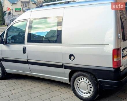 Серый Пежо Эксперт груз.-пасс., объемом двигателя 2 л и пробегом 250 тыс. км за 3999 $, фото 5 на Automoto.ua