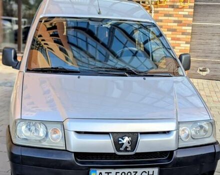 Серый Пежо Эксперт груз.-пасс., объемом двигателя 2 л и пробегом 250 тыс. км за 3999 $, фото 9 на Automoto.ua