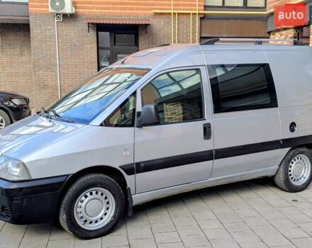 Сірий Пежо Експерт вант.-пас., об'ємом двигуна 2 л та пробігом 250 тис. км за 3999 $, фото 4 на Automoto.ua