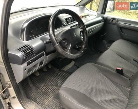 Серый Пежо Эксперт груз.-пасс., объемом двигателя 2 л и пробегом 480 тыс. км за 5000 $, фото 3 на Automoto.ua